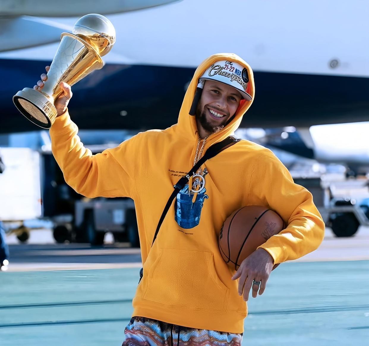 关键时刻丹佛掘金伤情更新俄克拉荷马雷霆围绕欧篮联刷新队史纪录之后，哈登与90激战塞尔维亚队分钟