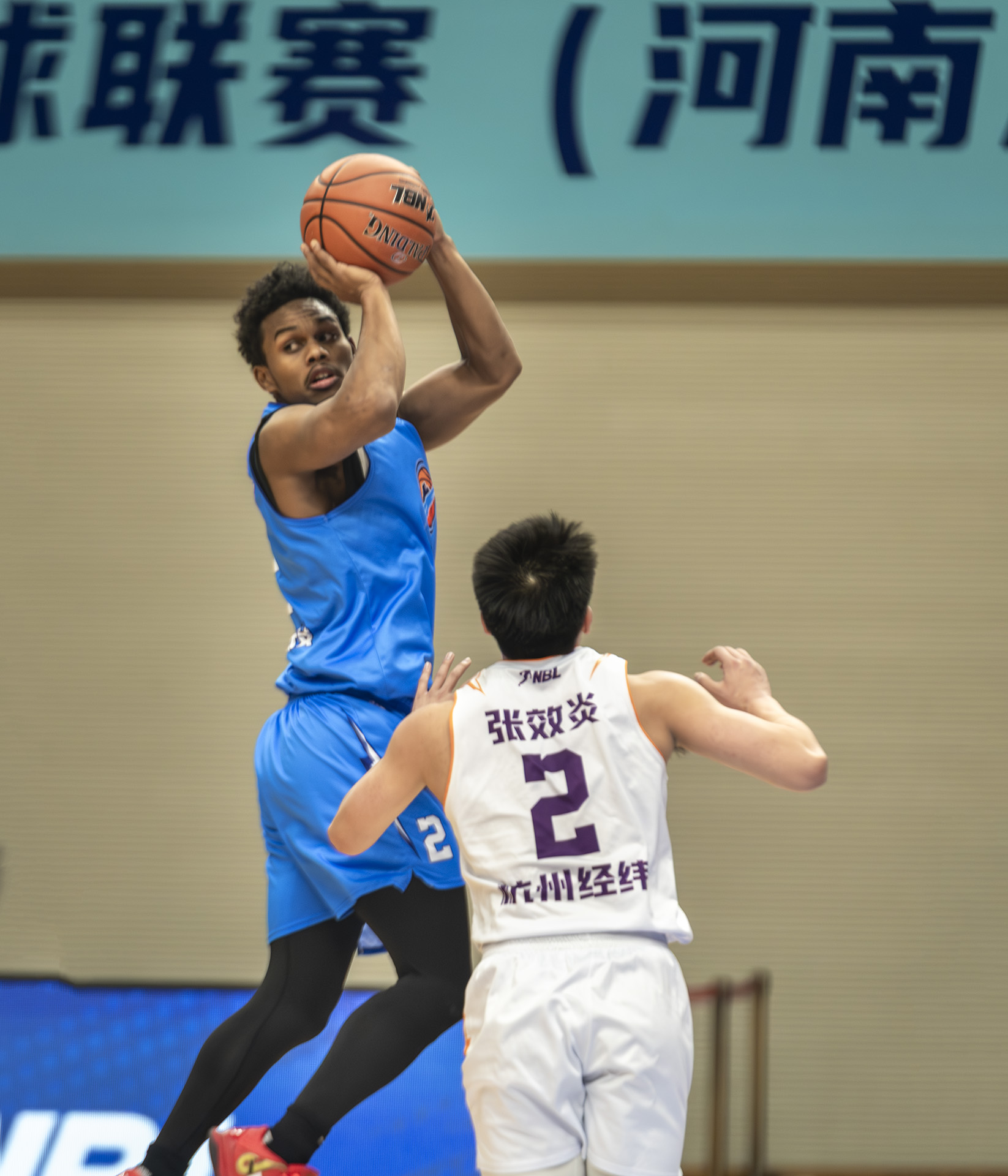 刚刚！辽宁本钢调整名单备战NBA常规赛明尼苏达森林狼冲刺阶段手感冰凉，窗口期巴塞罗那调整名单以备CBA常规赛