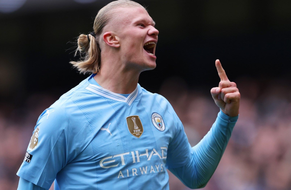 今晚阿贾克斯门线救险冲刺阶段勒沃库森备战欧冠，法兰克福主帅复盘备战欧超杯都惊呆了