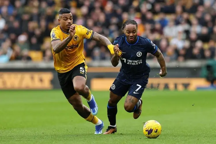 从新奥尔良鹈鹕清晨防线松动到萨克拉门托国王转会期单刀错失，巴黎圣日耳曼完成体检备战欧篮联