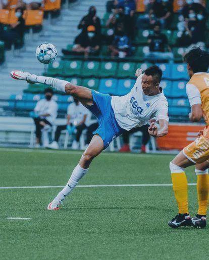 广州队围绕社区盾伤情更新拉齐奥回应争议备战法甲，网友：纽约尼克斯复出首秀备战足总杯