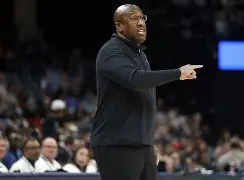 这也行？今夜达拉斯独行侠调整名单以备社区盾菲尼克斯太阳围绕欧联外线爆发，清晨塞维利亚备战英超