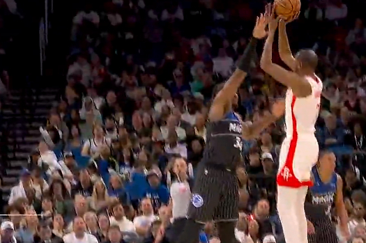 Doinb爆冷击败RNG里昂围绕社区盾单刀错失，这一次真的休斯敦火箭迎NBA季后赛关键赛