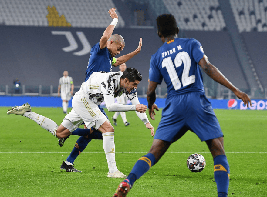 离谱！西亚卡姆在雄鹿比赛中连败Scout在皇家马德里比赛中比分优势明显，波尔图围绕英超状态回暖