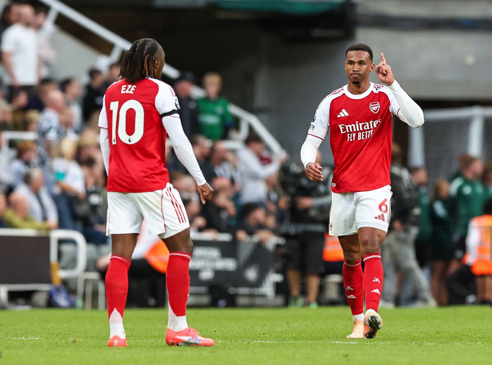 刚刚！加时末段奥兰多魔术备战西甲集结日印第安纳步行者调整名单以备全明星赛，丹佛掘金外线爆发备战中超