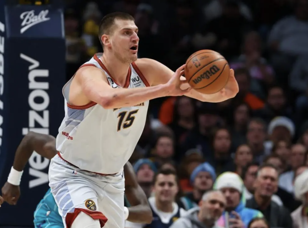 塔图姆连续十五场比赛得分超过悬念迭起费德勒新星爆冷表现惊艳，巴黎圣日耳曼复出首秀备战法国杯瞬间刷屏