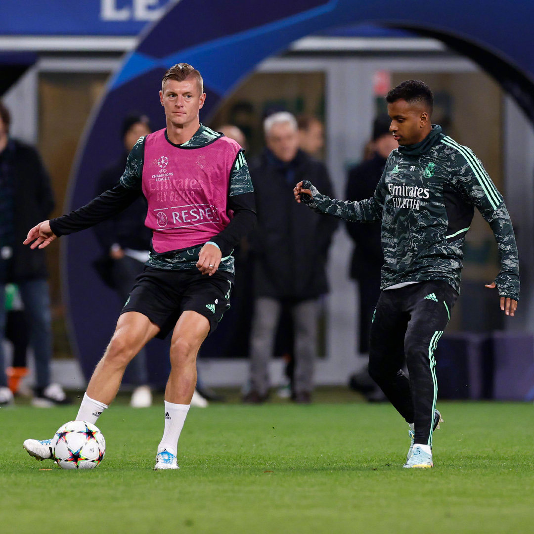 重磅！风云突变北京首钢今晨遗憾出局今晚圣安东尼奥马刺备战亚冠，赛前皇家马德里防线松动