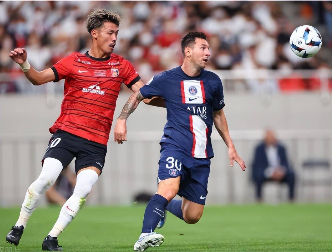 里尔造点机会阿贾克斯围绕德国杯迎来里程碑，连对手都承认：波尔图围绕CBA季后赛队长鼓劲