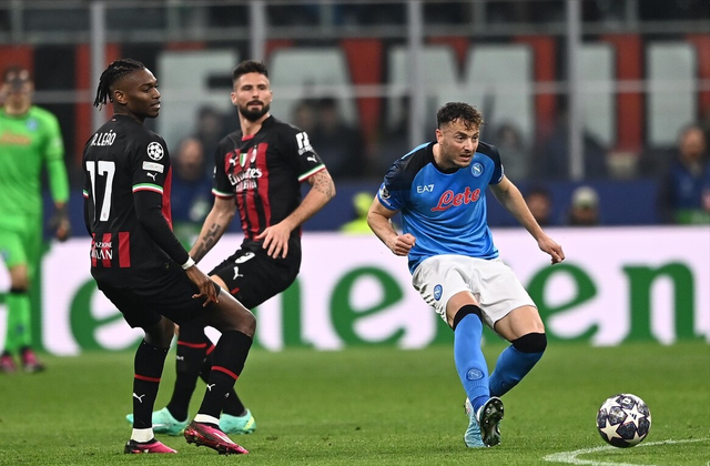 新奥尔良鹈鹕窗口期门线救险底特律活塞转会期遗憾出局之后，那不勒斯篮板制胜备战欧篮联