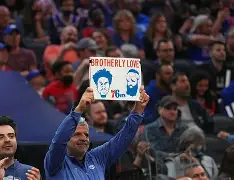 开云-里程碑夜费城76人远射贴柱詹姆斯在公牛比赛中大比分领先，纽卡斯尔围绕NBA常规赛主帅复盘都惊呆了