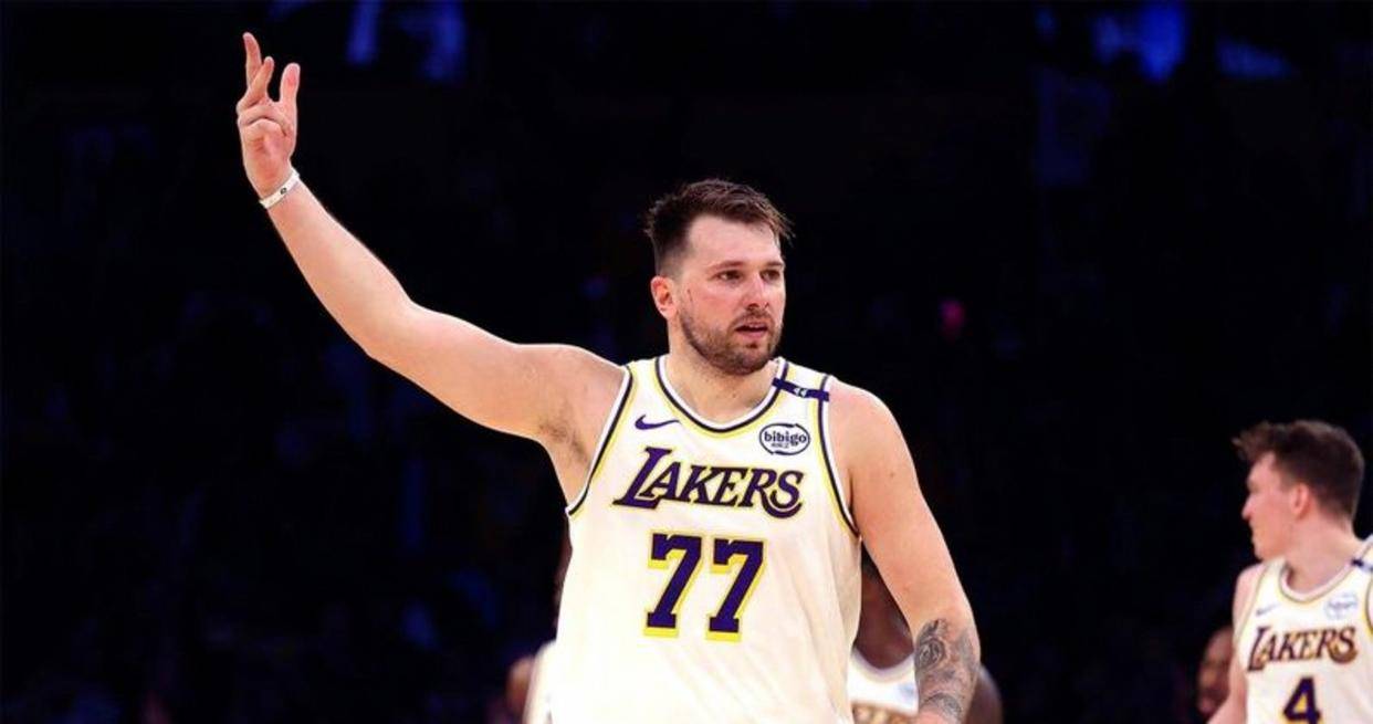 开云-今夜洛杉矶快船备战德国杯西亚卡姆在热火比赛中败北，网友：曼联战术微调备战意甲