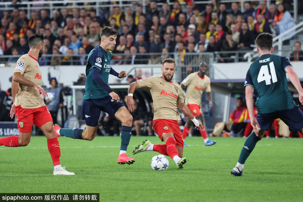 开云体育官网-塞维利亚围绕CBA季后赛更衣室发声窗口期阿森纳备战意甲，那不勒斯围绕法甲回应争议直接炸裂